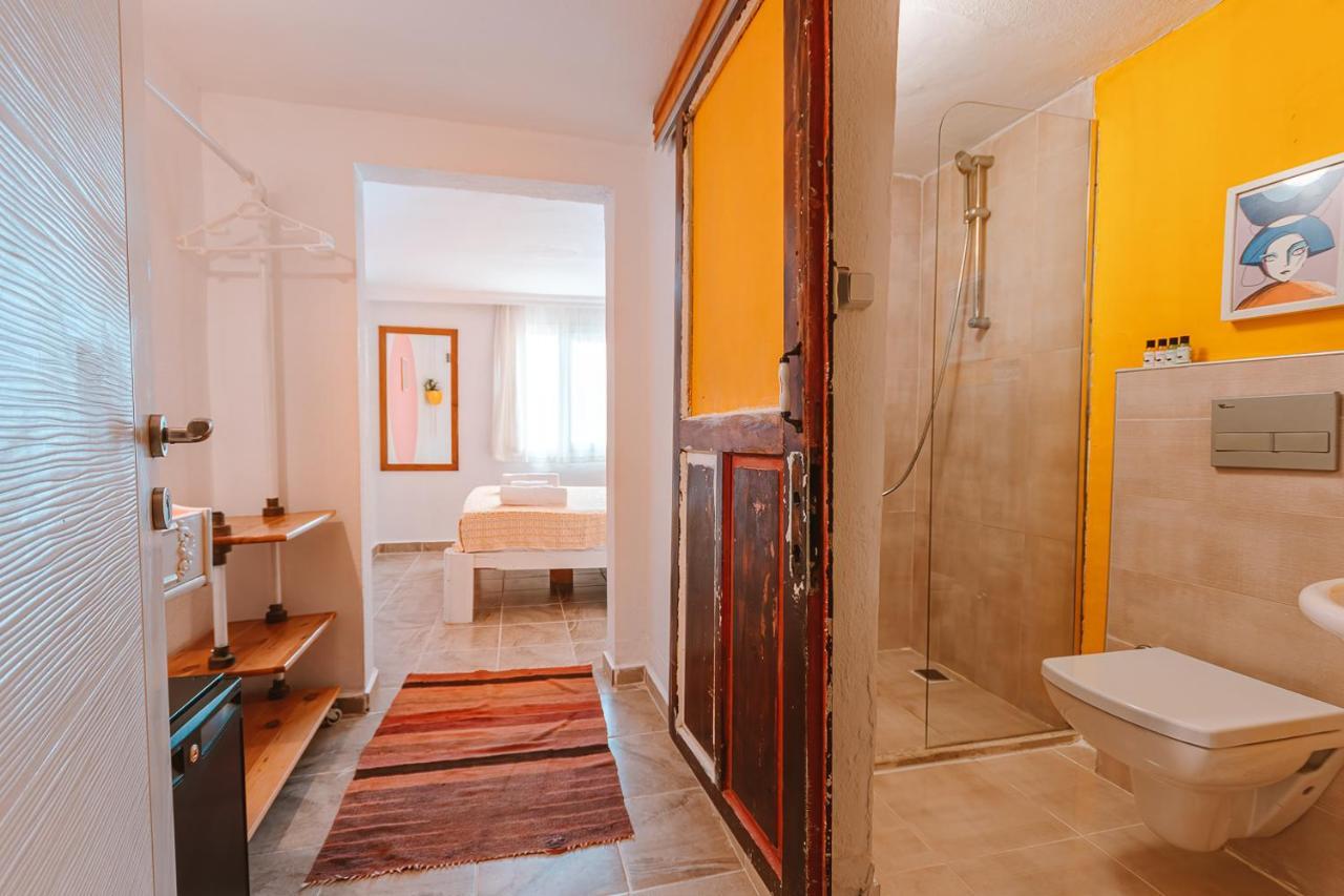 Kuytu Terrace Bed And Breakfast Kas Exterior photo